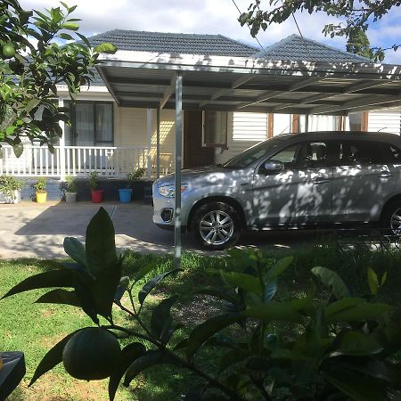 At Homestay Auckland Buitenkant foto