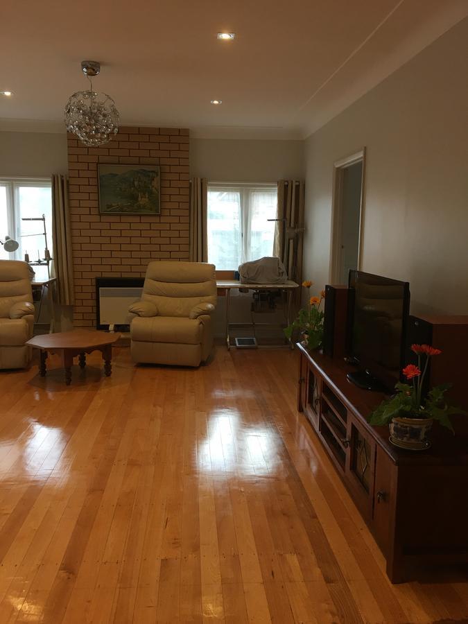 At Homestay Auckland Buitenkant foto